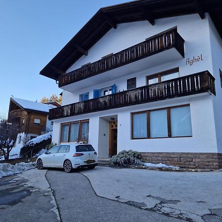 Apartment Aghel Urtijëi Dış mekan fotoğraf