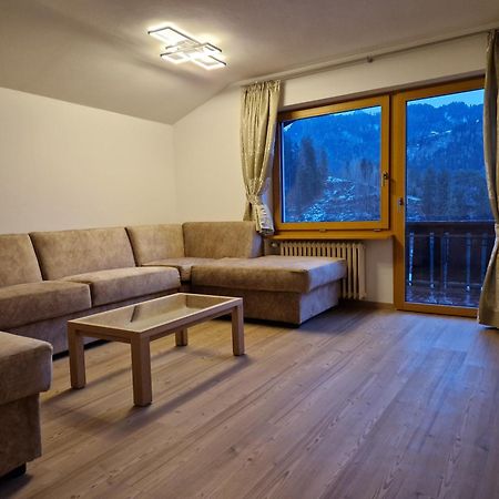 Apartment Aghel Urtijëi Dış mekan fotoğraf