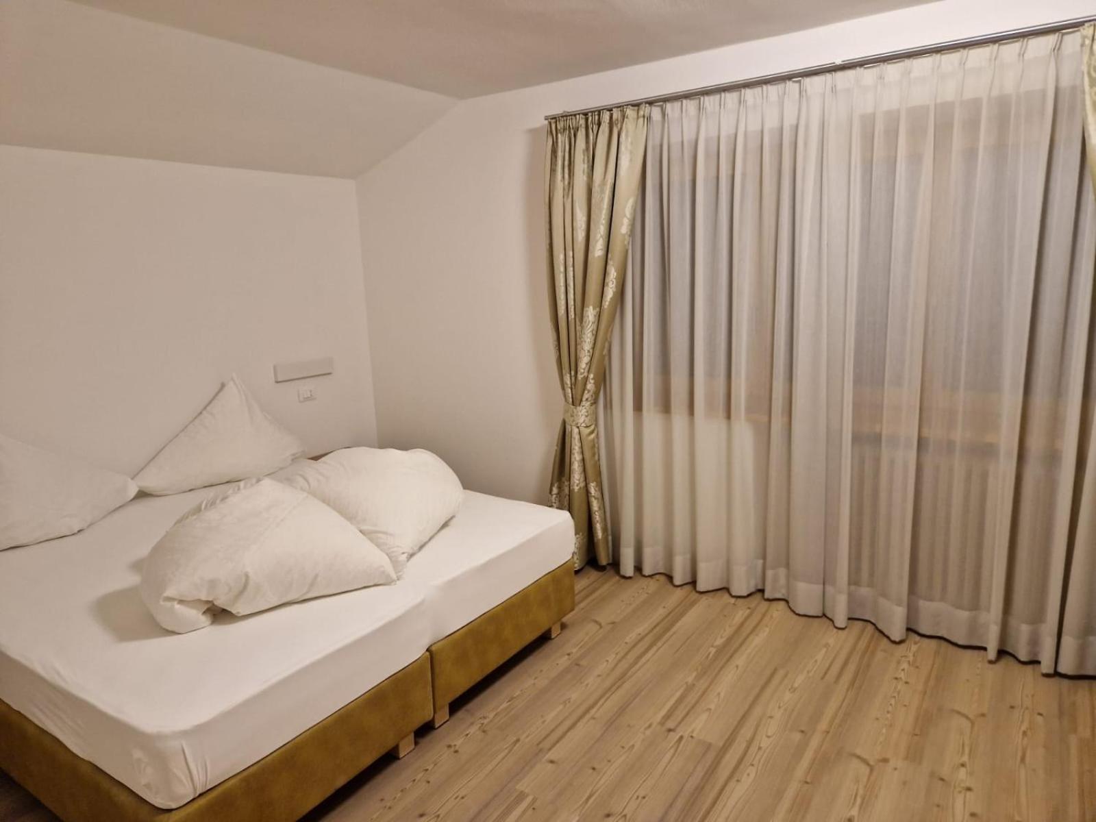 Apartment Aghel Urtijëi Dış mekan fotoğraf
