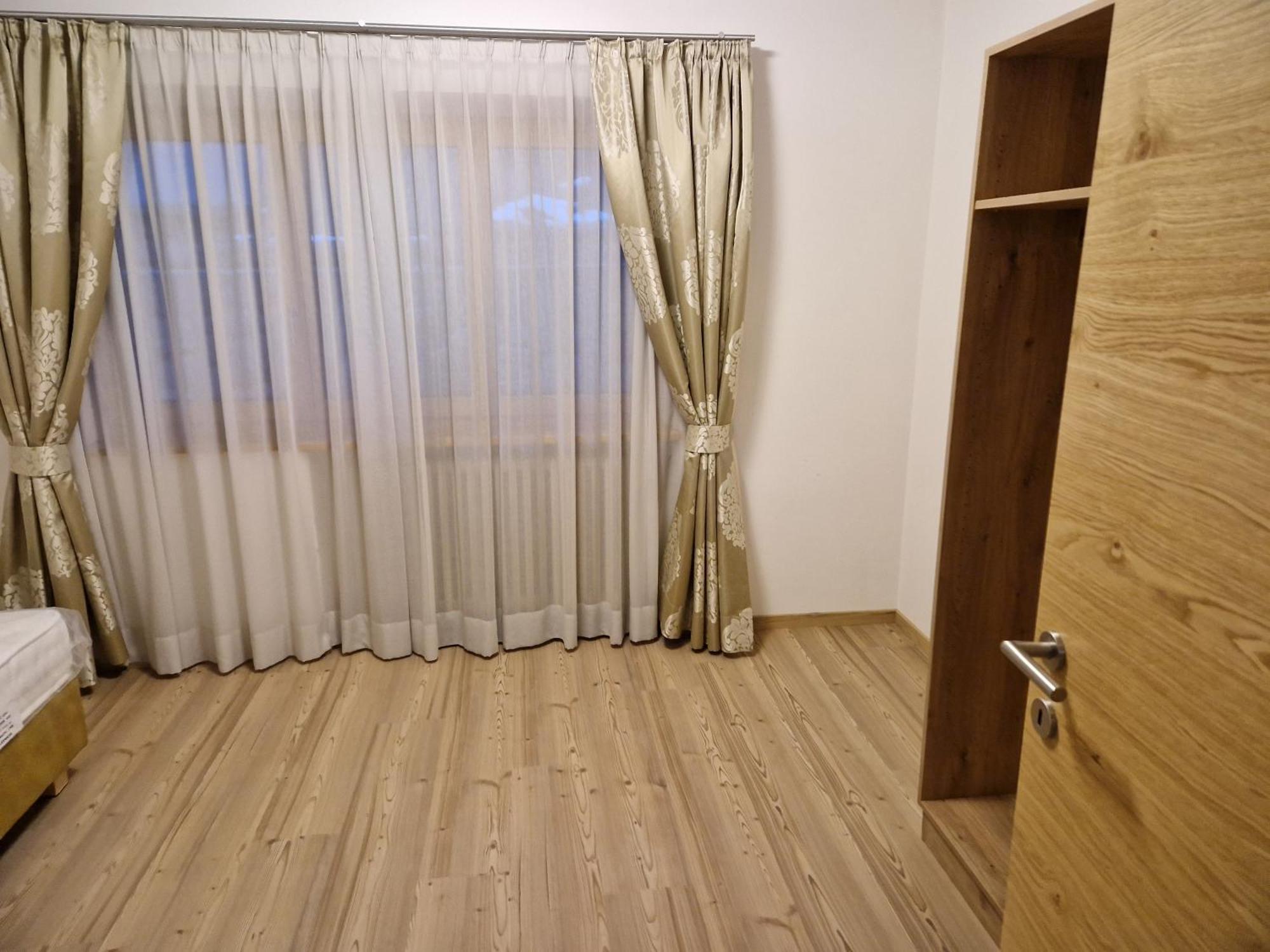 Apartment Aghel Urtijëi Dış mekan fotoğraf